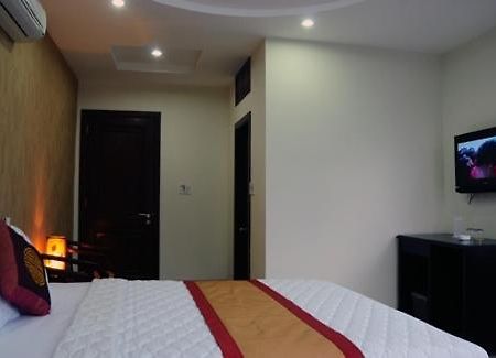 Canh Buom Hotel Дананг Номер фото